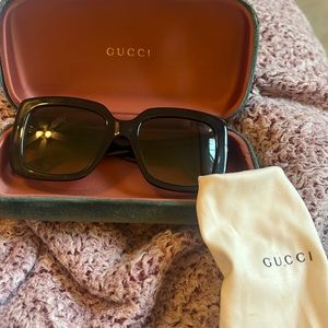 Authentic oversized black Gucci Sunglasses
